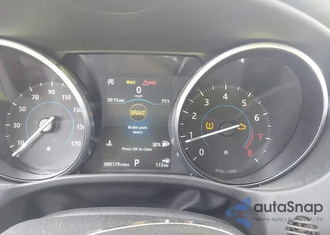 2018 Jaguar Xe 25T Premium z USA, uszkodzony, nr VIN SAJAD4FX9JCP32648